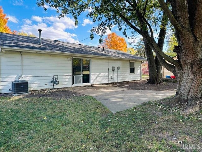 2719 Kingsland Ct in Fort Wayne, IN - Building Photo - Building Photo