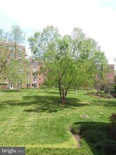 2500 Q St NW in Washington, DC - Foto de edificio - Building Photo