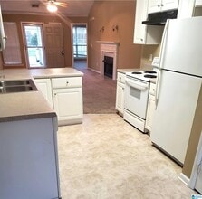 356 Rocky Ridge Cir in Helena, AL - Foto de edificio - Building Photo