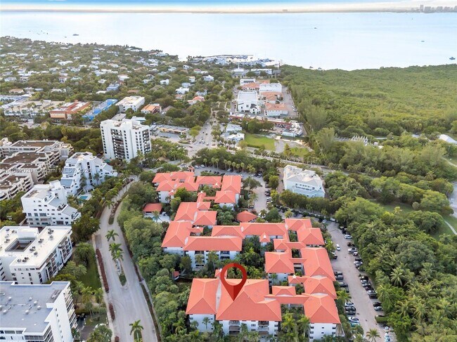 property at 101 Ocean Ln Dr