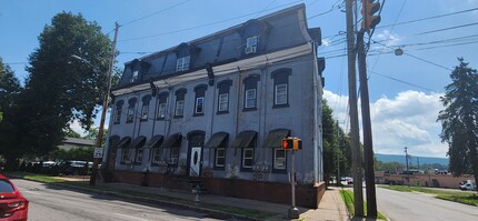 380-384 S Franklin St S in Wilkes-Barre, PA - Foto de edificio - Building Photo