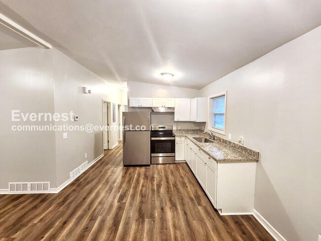 3024 Pasadena Dr in Decatur, GA - Building Photo - Building Photo