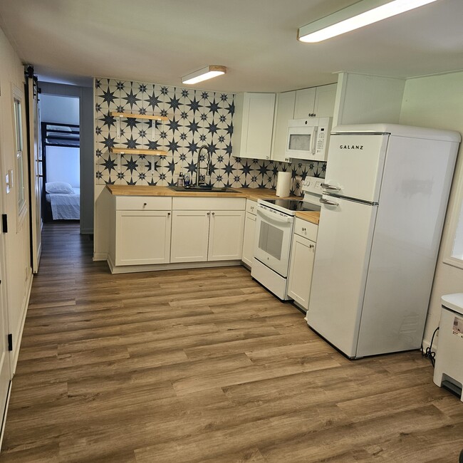 220 Gumlog Dr in Lavonia, GA - Building Photo - Building Photo