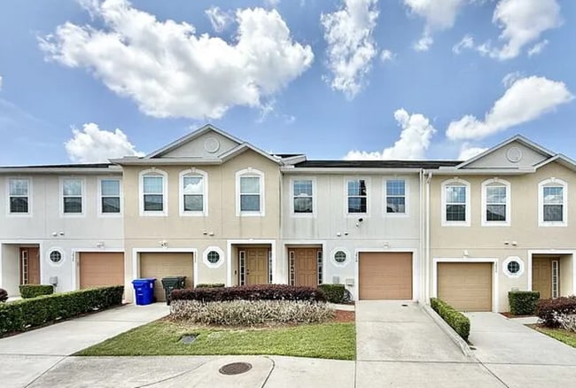 property at 3824 Exeter Ln