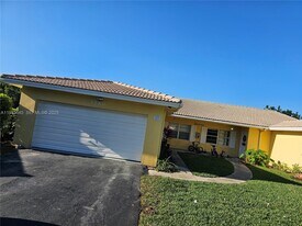 3580 NW 110th Ln in Coral Springs, FL - Building Photo