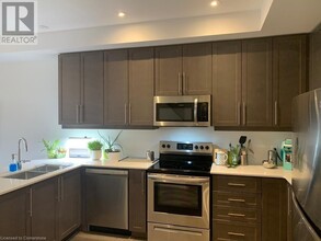 5000 Connor Dr in Lincoln, ON - Building Photo - Building Photo