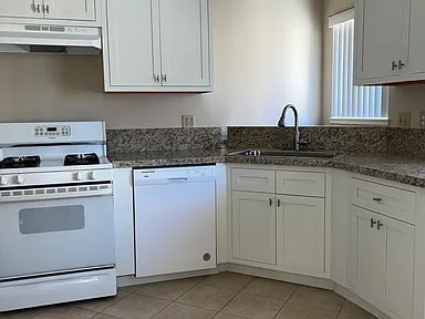 1658 W Cindy Ln in Anaheim, CA - Building Photo - Building Photo