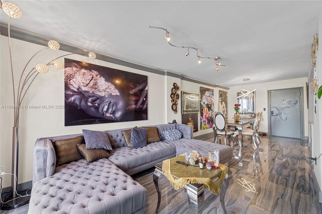 property at 1345 Lincoln Rd