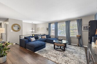 2635 W 94th Pl in Evergreen Park, IL - Building Photo - Building Photo