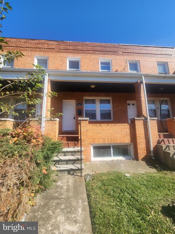 303 Folcroft St in Baltimore, MD - Building Photo - Building Photo