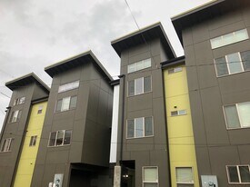 562-564 E 15th Alley in Eugene, OR - Building Photo