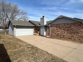 8404-8406 W Thurman St in Wichita, KS - Building Photo