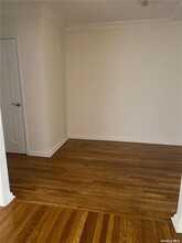 50 S Middle Neck Rd-Unit -1H in Great Neck, NY - Building Photo - Building Photo