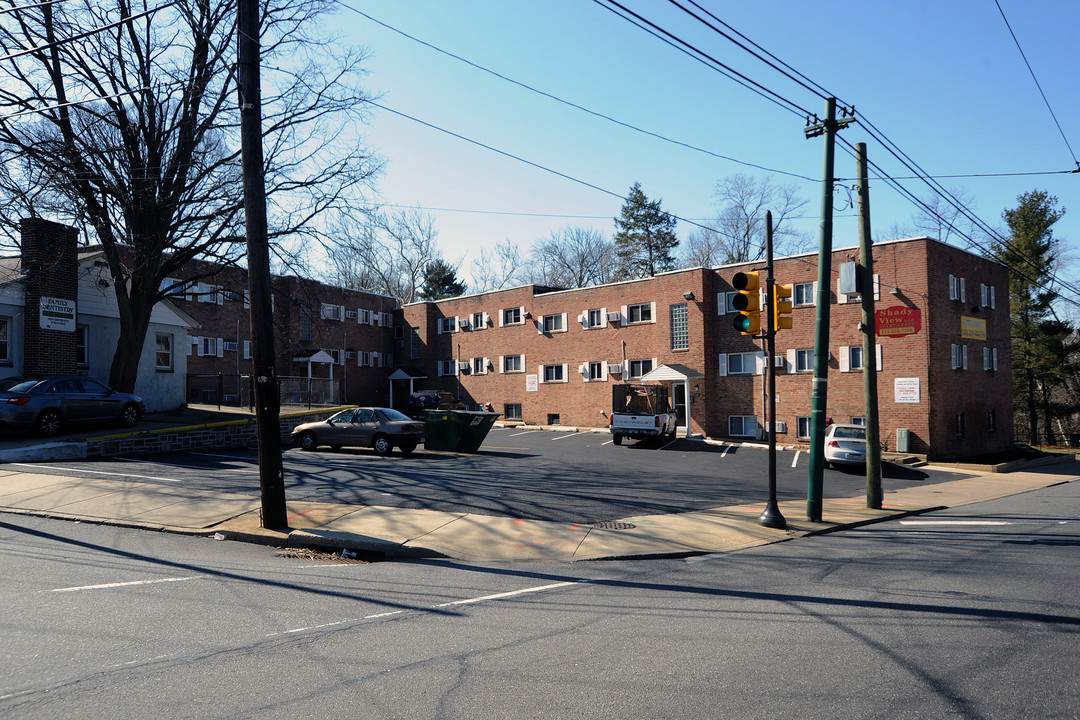 8381 Frankford Avenue in Philadelphia, PA - Building Photo