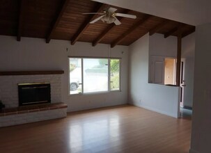 630 Pine Spring Ln in Santa Barbara, CA - Building Photo - Building Photo