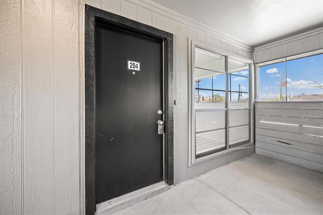 320 E 4th St in Arlington, TX - Building Photo - Building Photo