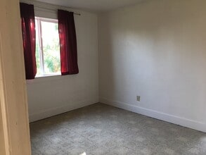 2200 Willamette St in Eugene, OR - Building Photo - Building Photo
