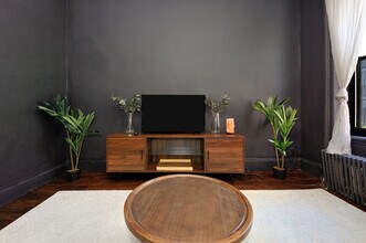 1130 2nd Ave in New York, NY - Building Photo - Building Photo