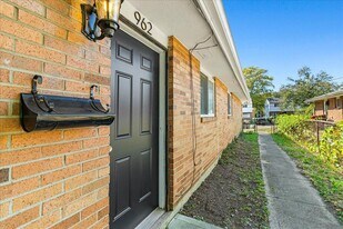 962 Ferndale Pl in Columbus, OH - Building Photo