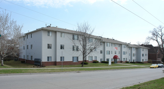 Aspen Ridge Apartments in Omaha, NE - Building Photo - Building Photo