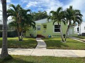 442 38th St in West Palm Beach, FL - Building Photo