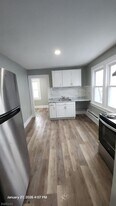 178 Vassar Ave, Unit 180 in Newark, NJ - Building Photo