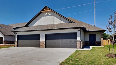 12529 Florence Ln in Yukon, OK - Building Photo - Building Photo