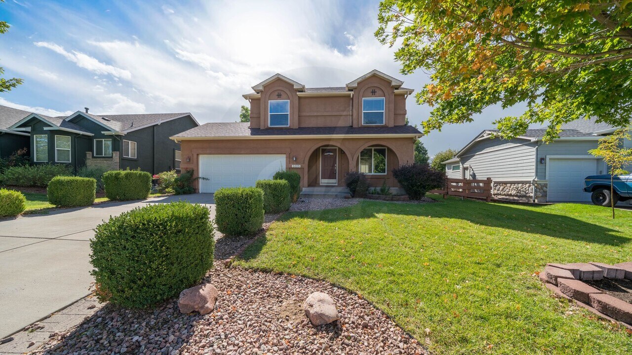 5113 Barnstormers Ave in Colorado Springs, CO - Foto de edificio