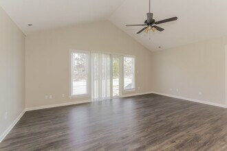 2808 Faircroft Way in Monroe, NC - Foto de edificio - Building Photo