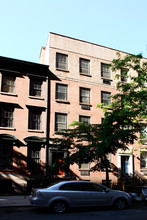 346 W 15th St in New York, NY - Building Photo - Building Photo