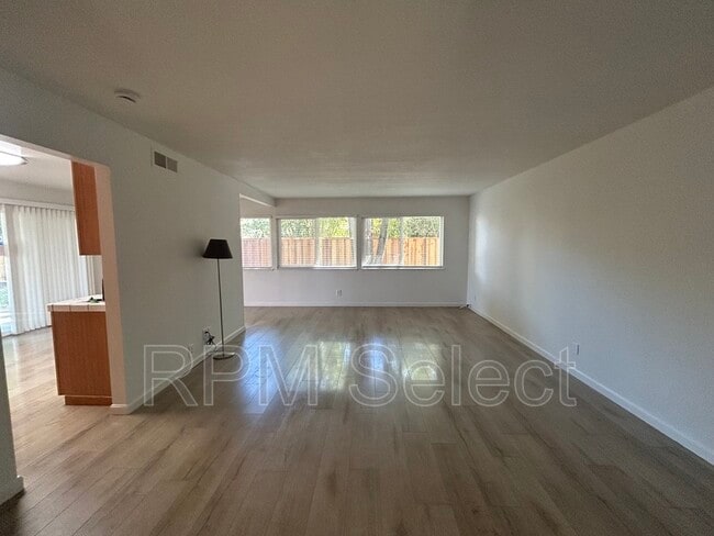 855 Gaylene Ct in Concord, CA - Building Photo - Building Photo