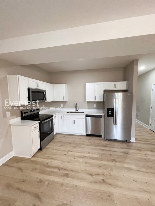 3385 Polly Dr in Clarksville, TN - Building Photo - Building Photo