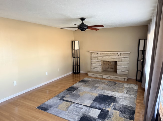 5310 Twinkle Dr in Louisville, KY - Building Photo - Building Photo