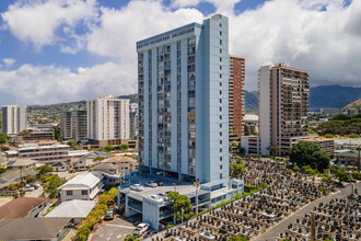 Plumeria Hale in Honolulu, HI - Foto de edificio - Building Photo