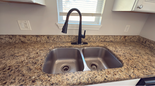 2160 Schumacher Ave in Jacksonville, FL - Building Photo - Building Photo