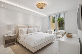 715 Crandon Blvd in Key Biscayne, FL - Building Photo - Building Photo