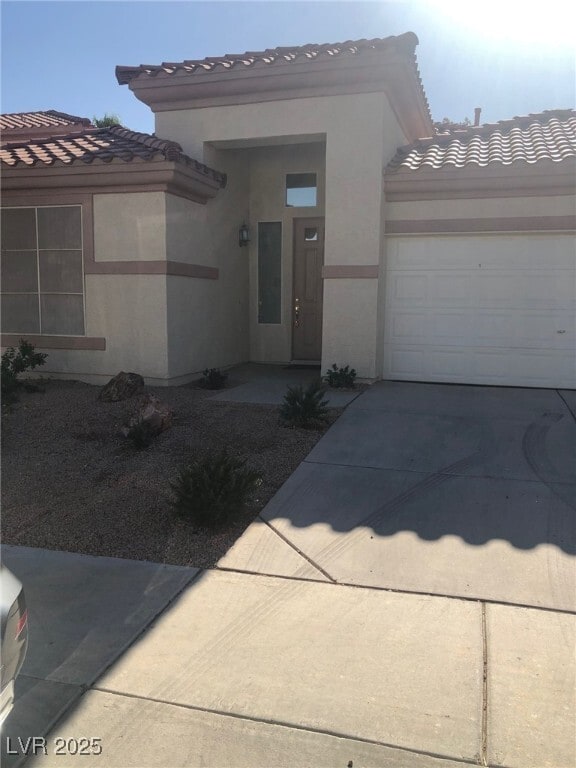 245 Blackstone River Ave in Las Vegas, NV - Building Photo - Building Photo