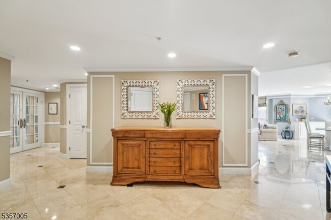 property at 10 Smith Manor Blvd