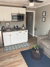 906 S Colorado St, Unit #1 in Midland, TX - Building Photo - Building Photo