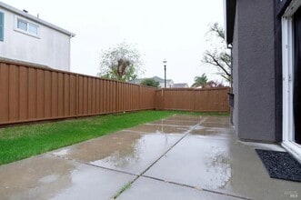 5156 Woodward Ln in Fairfield, CA - Building Photo - Building Photo