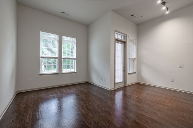 322 Baldwin in Odenton, MD - Foto de edificio - Building Photo