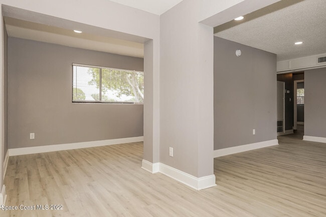 1235 Thoreau St in Titusville, FL - Building Photo - Building Photo