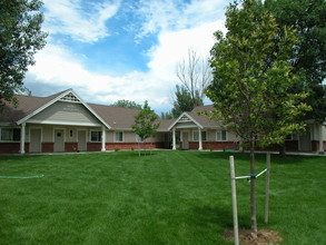 Orchard Crossing Apartments in Westminster, CO - Foto de edificio - Building Photo