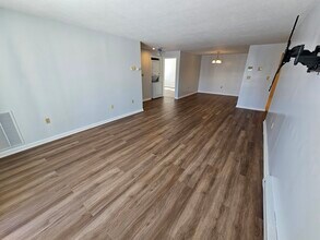 5 Marc Dr in Plymouth, MA - Building Photo - Building Photo