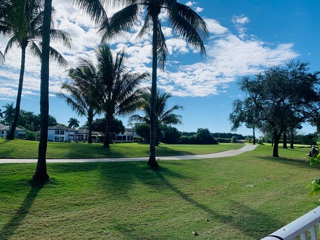 5480 NW 41st Terrace in Boca Raton, FL - Building Photo - Building Photo