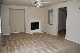 3832 Kaweah St in West Sacramento, CA - Building Photo - Building Photo