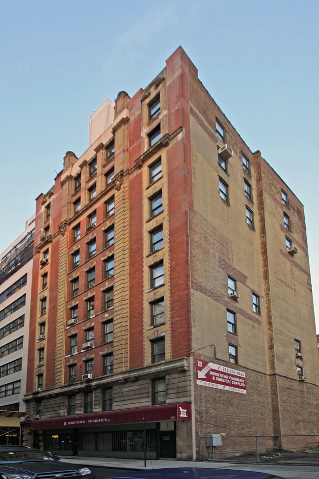 165 William St in New York, NY - Building Photo - Building Photo