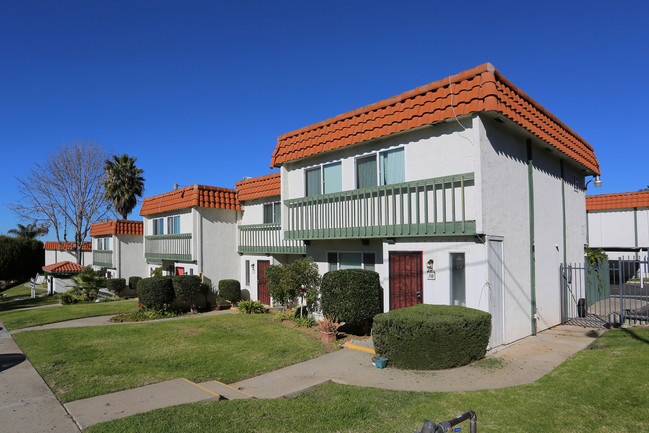 Su Casa Por Cortez Apartments in Encinitas, CA - Building Photo - Building Photo