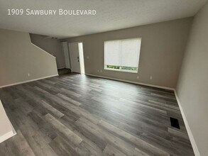 1909 Sawbury Blvd in Columbus, OH - Building Photo - Building Photo
