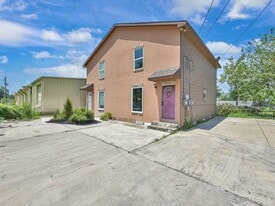 11375 Allwood St in Houston, TX - Building Photo